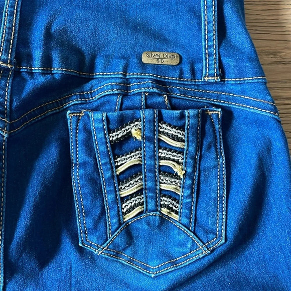 Butt Lifting Colombian Jeans Size 9 - Picture 5 of 7